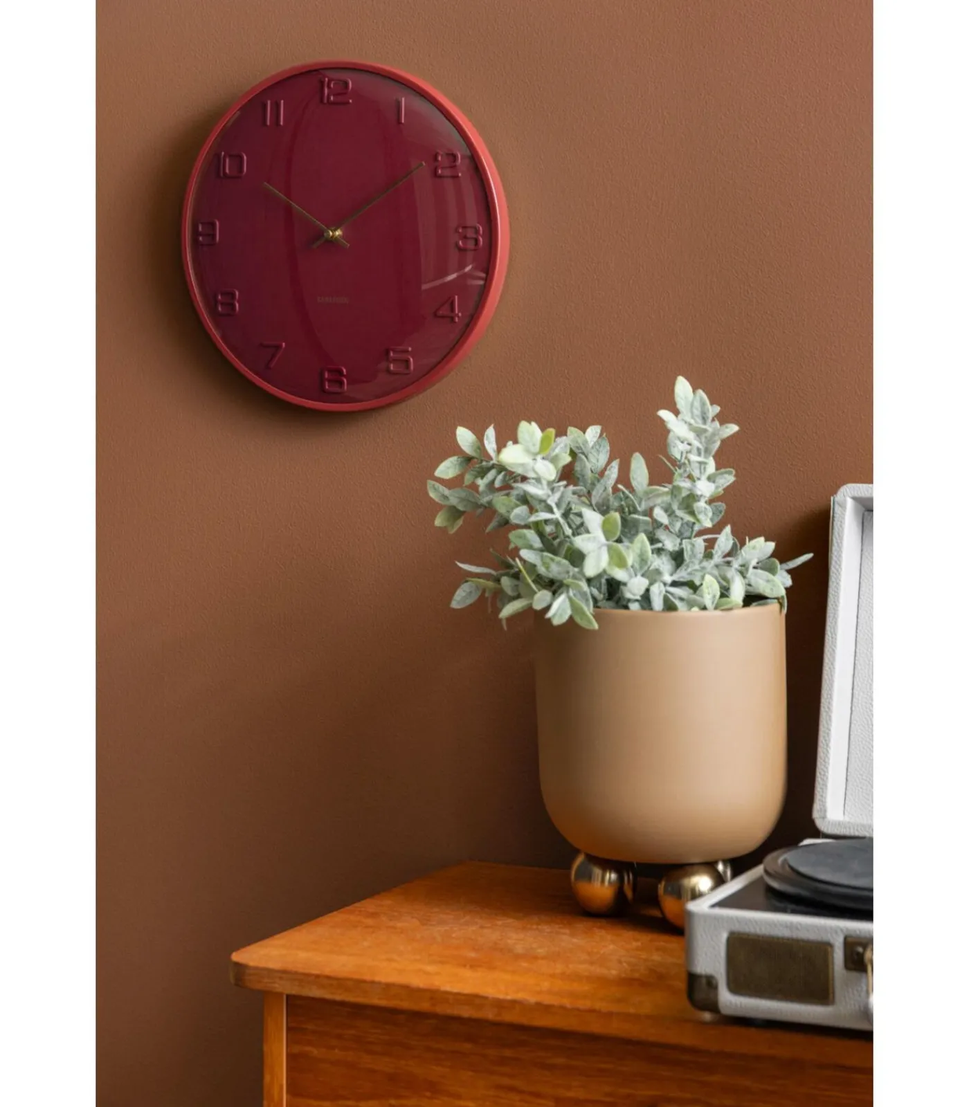 Karlsson Wandklok Fuerte Dome - Rood - 30.5x30.5x30.5cm