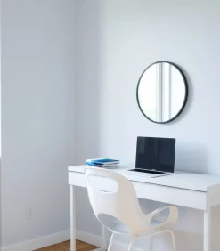 Umbra Wandspiegel Hub