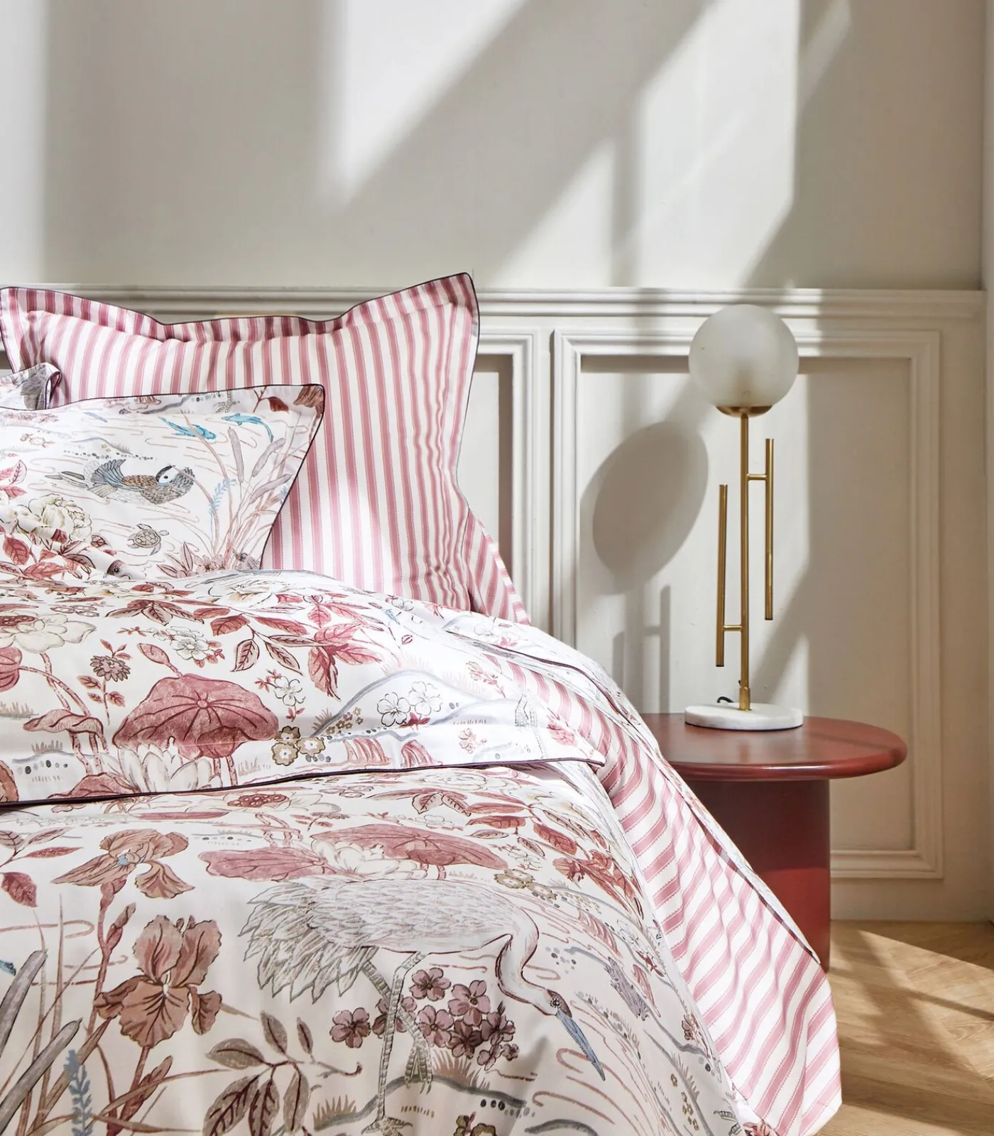 Sanderson WATER GARDEN Rose - Kussensloop Satijn katoen