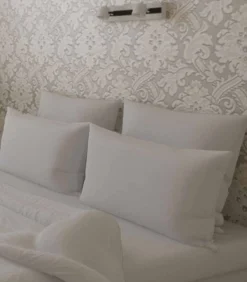 Linandelle Zacht wit katoenen kussen 65x65cm