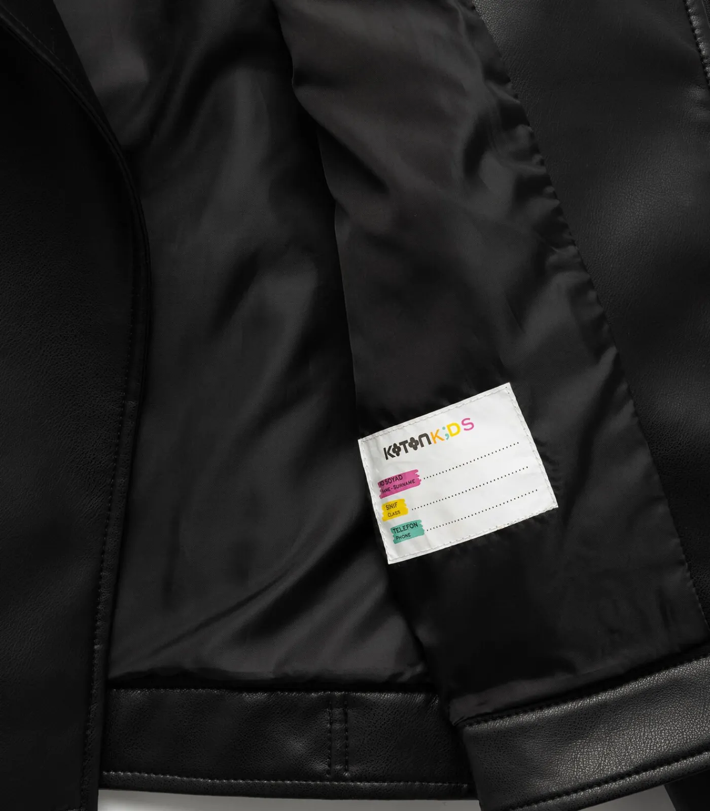 Kinderen Koton Zwarte Biker Jas van Kunstleer voor Meisjes met Kraag en Lange Mouwen